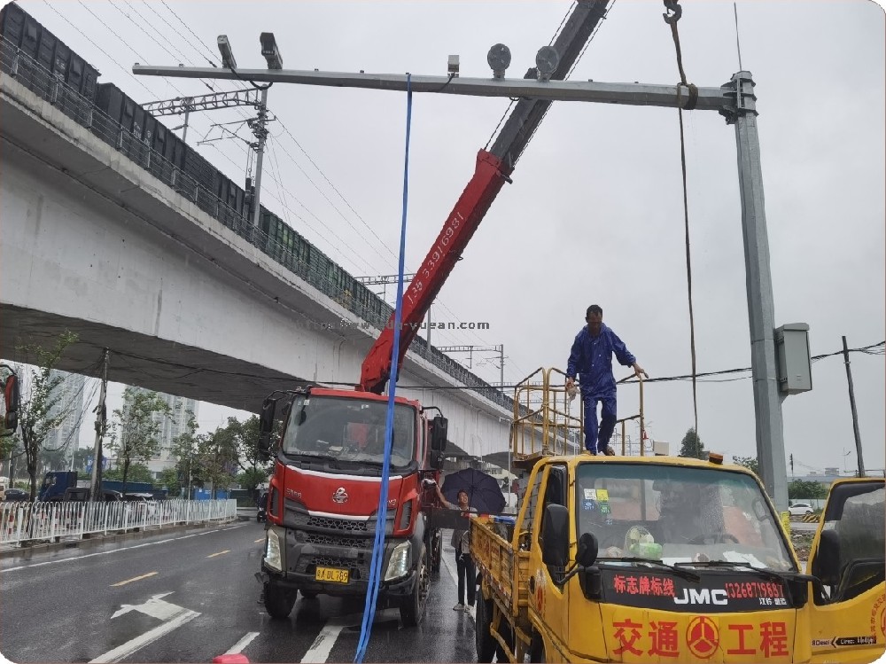 東莞市寮步鎮(zhèn)鳧西路（金華二街-匯星路）升級改造工程